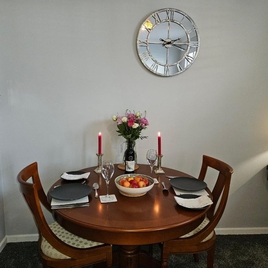 Apartamento Ground Floor Well Appointed Cosy Flat In *